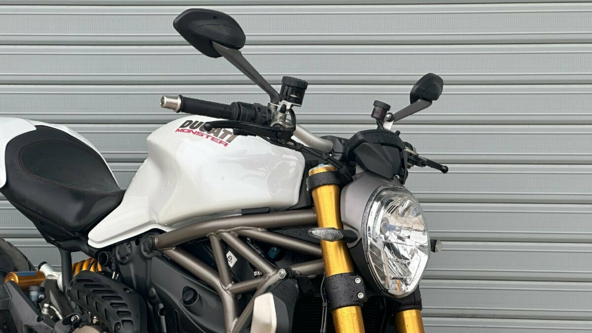 2015 DUCATI MONSTER 1200