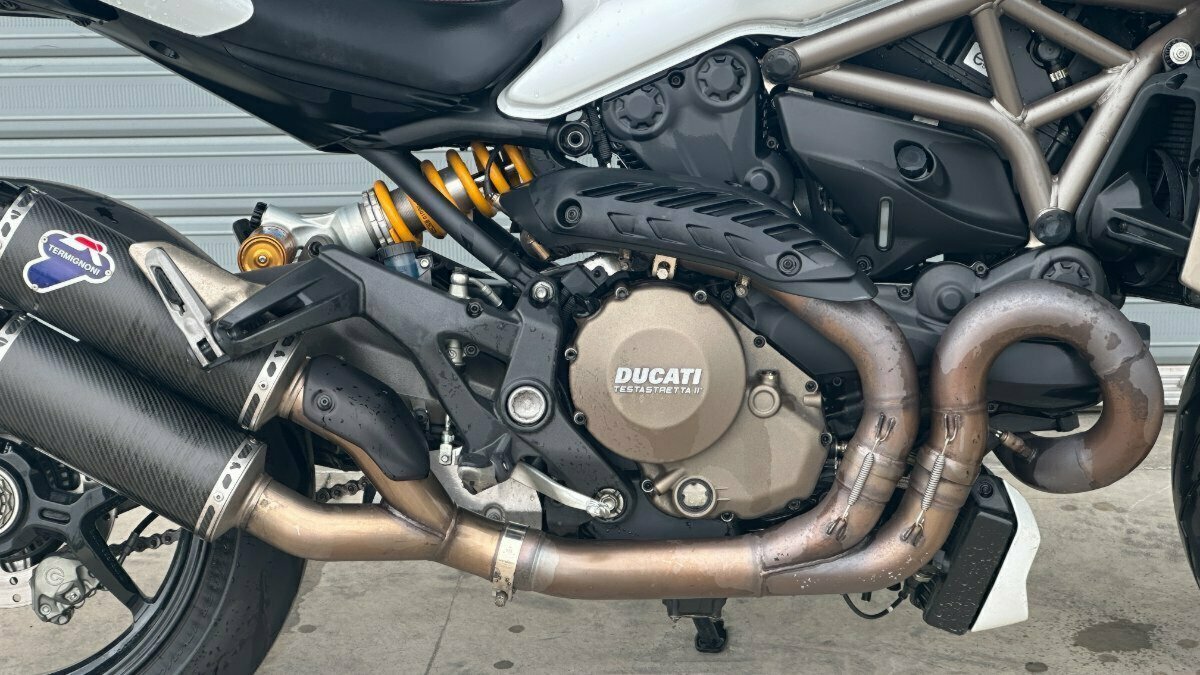 2015 DUCATI MONSTER 1200