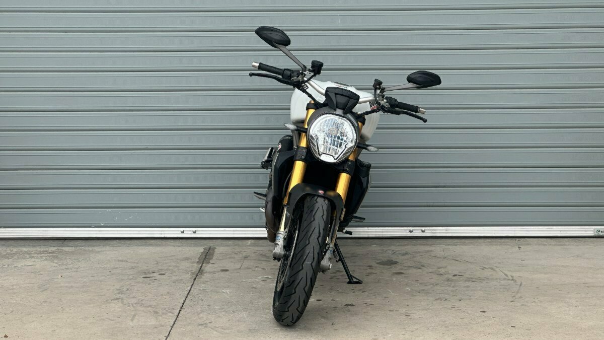 2015 DUCATI MONSTER 1200