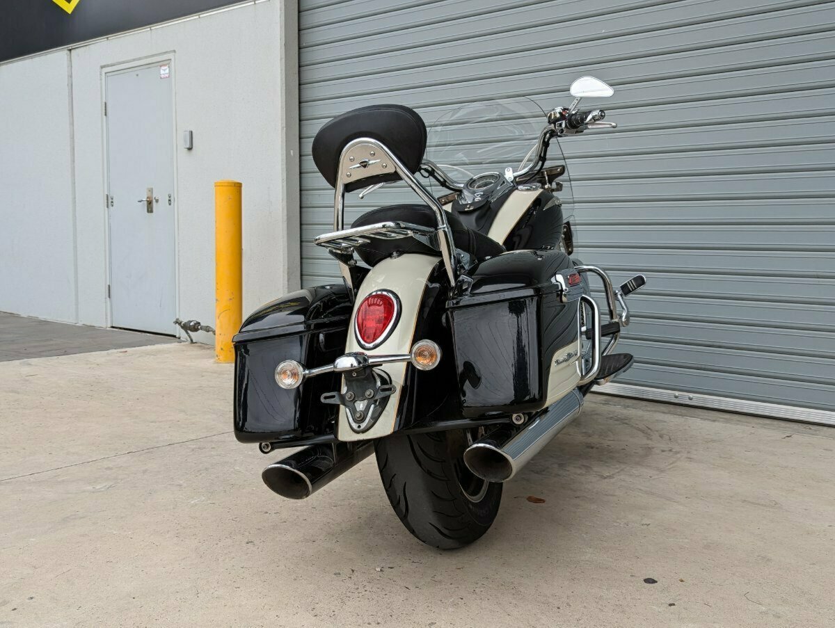 2009 TRIUMPH ROCKET III TOURING CRUISER