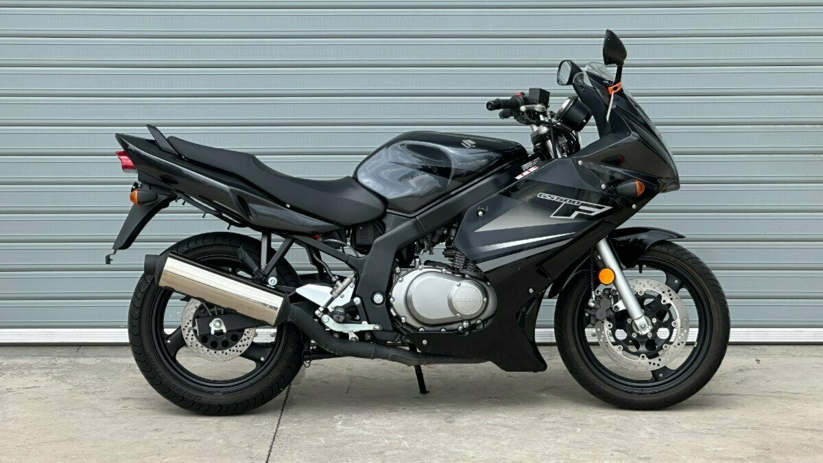 2013 SUZUKI GS500F (FULL FAIRING) ROAD