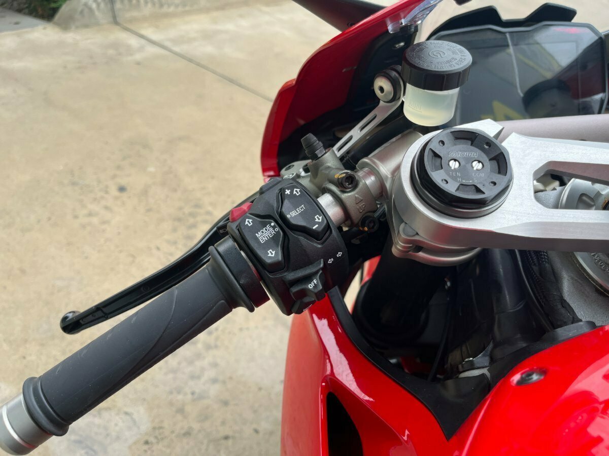 2023 DUCATI PANIGALE V4 SPORTS