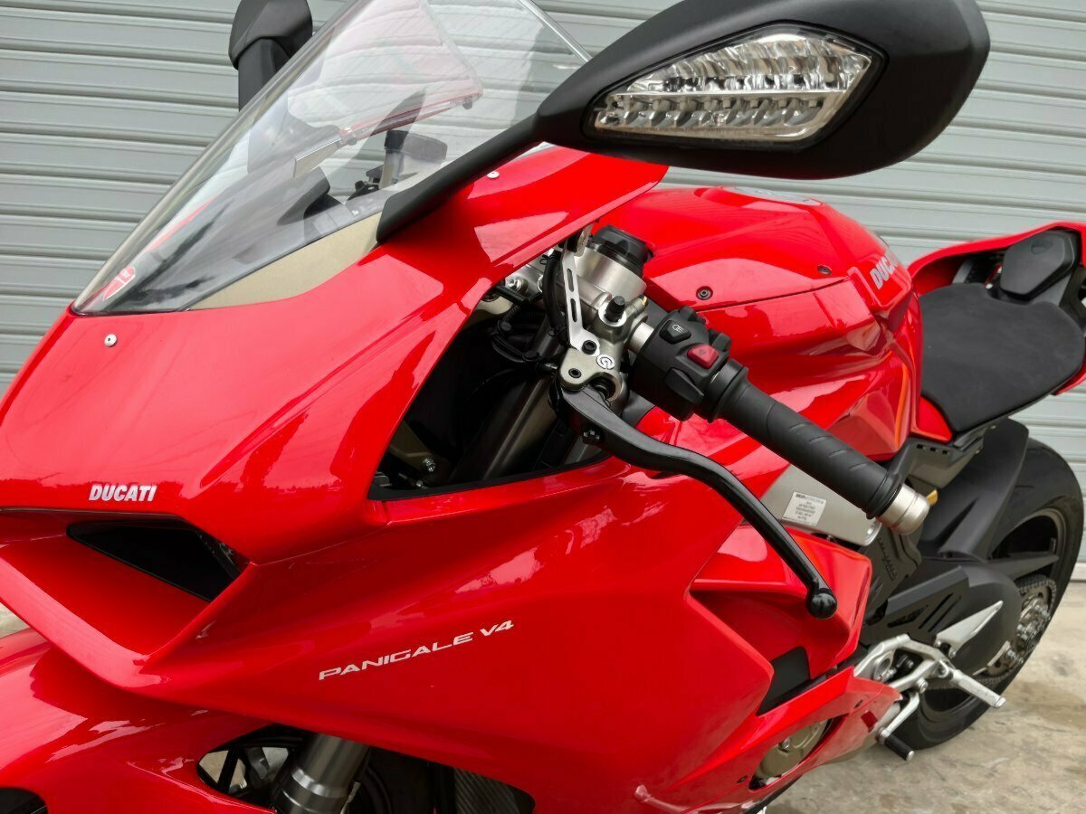2023 DUCATI PANIGALE V4 SPORTS