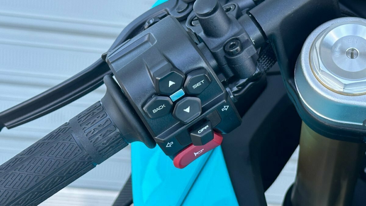 2025 CF MOTO 450 SR S ROAD