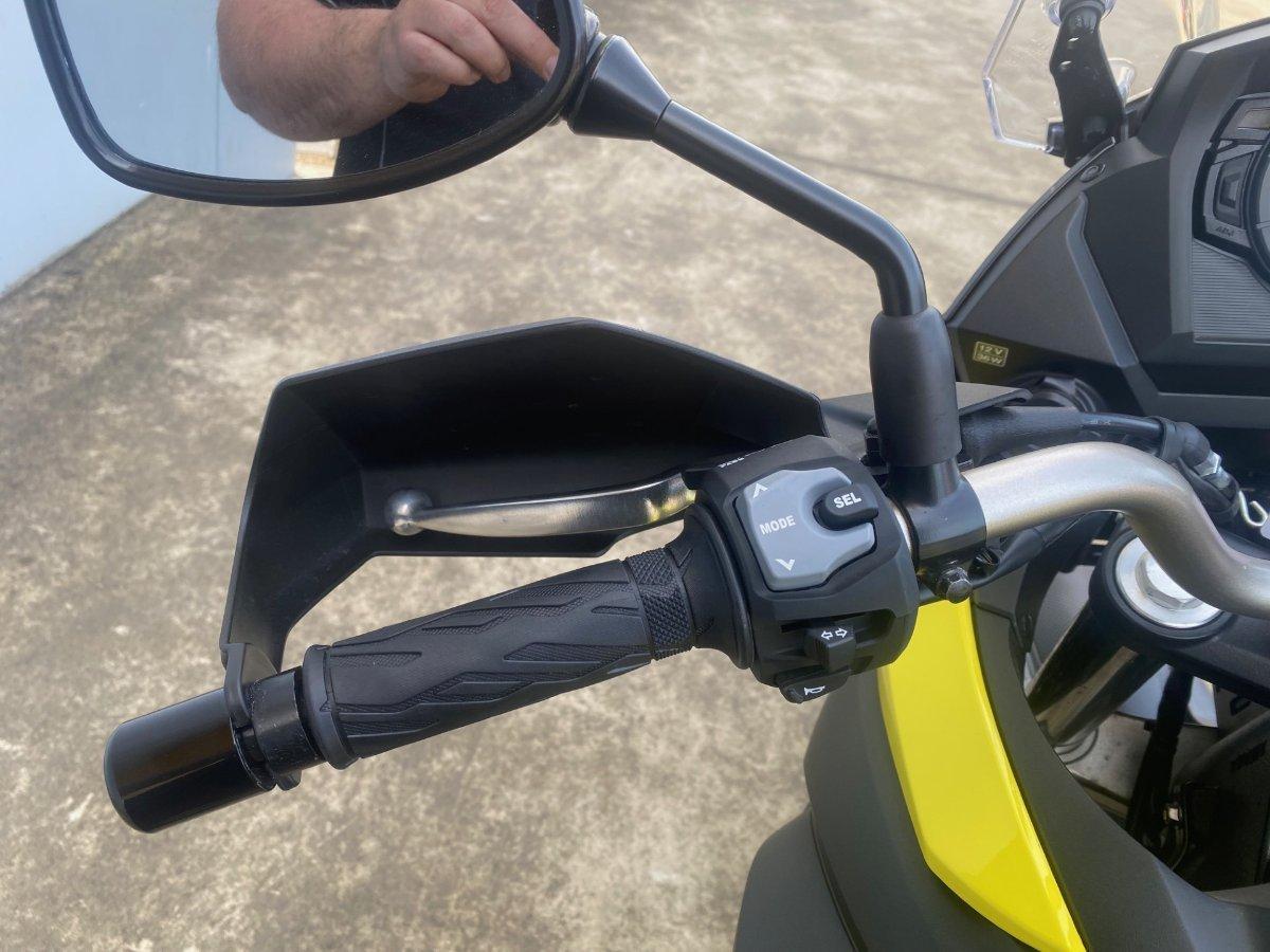 2024 SUZUKI V-STROM 650XT (DL650XA) MY25 DUAL SPORTS