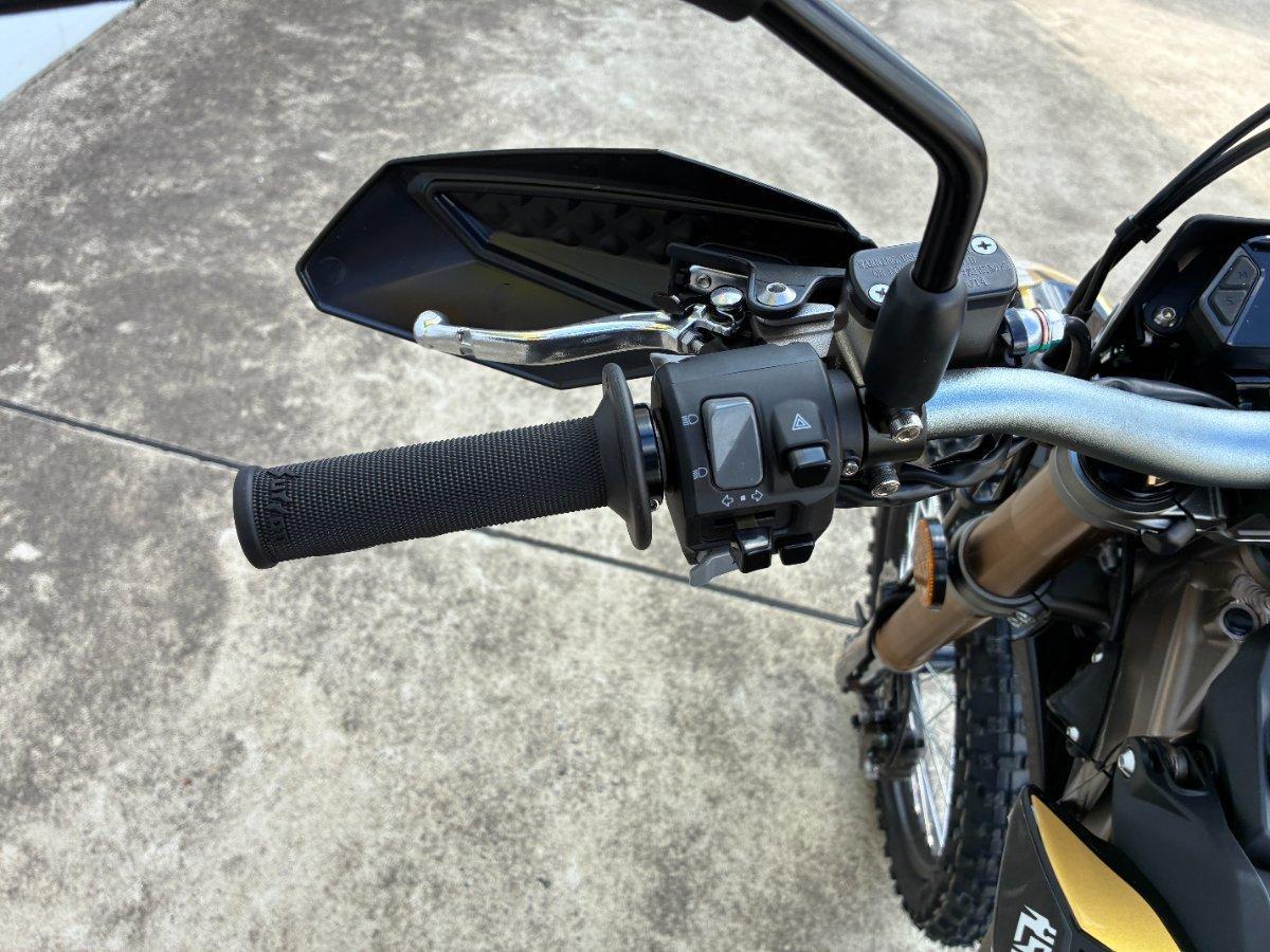 2025 SUR-RON ULTRA BEE T