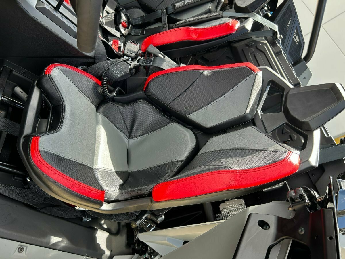 2022 POLARIS RZR TURBO R ULTIMATE ATV