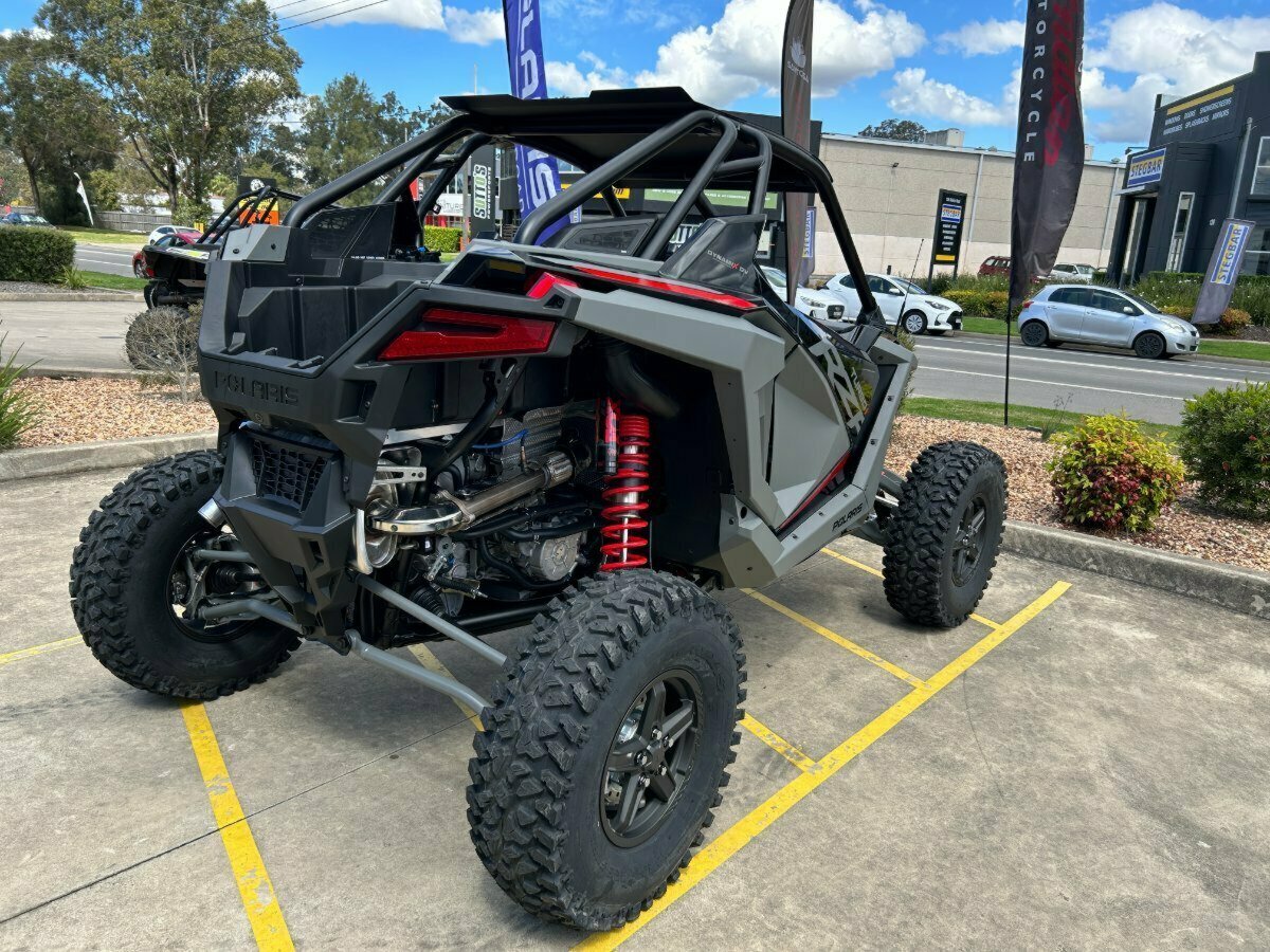 2022 POLARIS RZR TURBO R ULTIMATE ATV