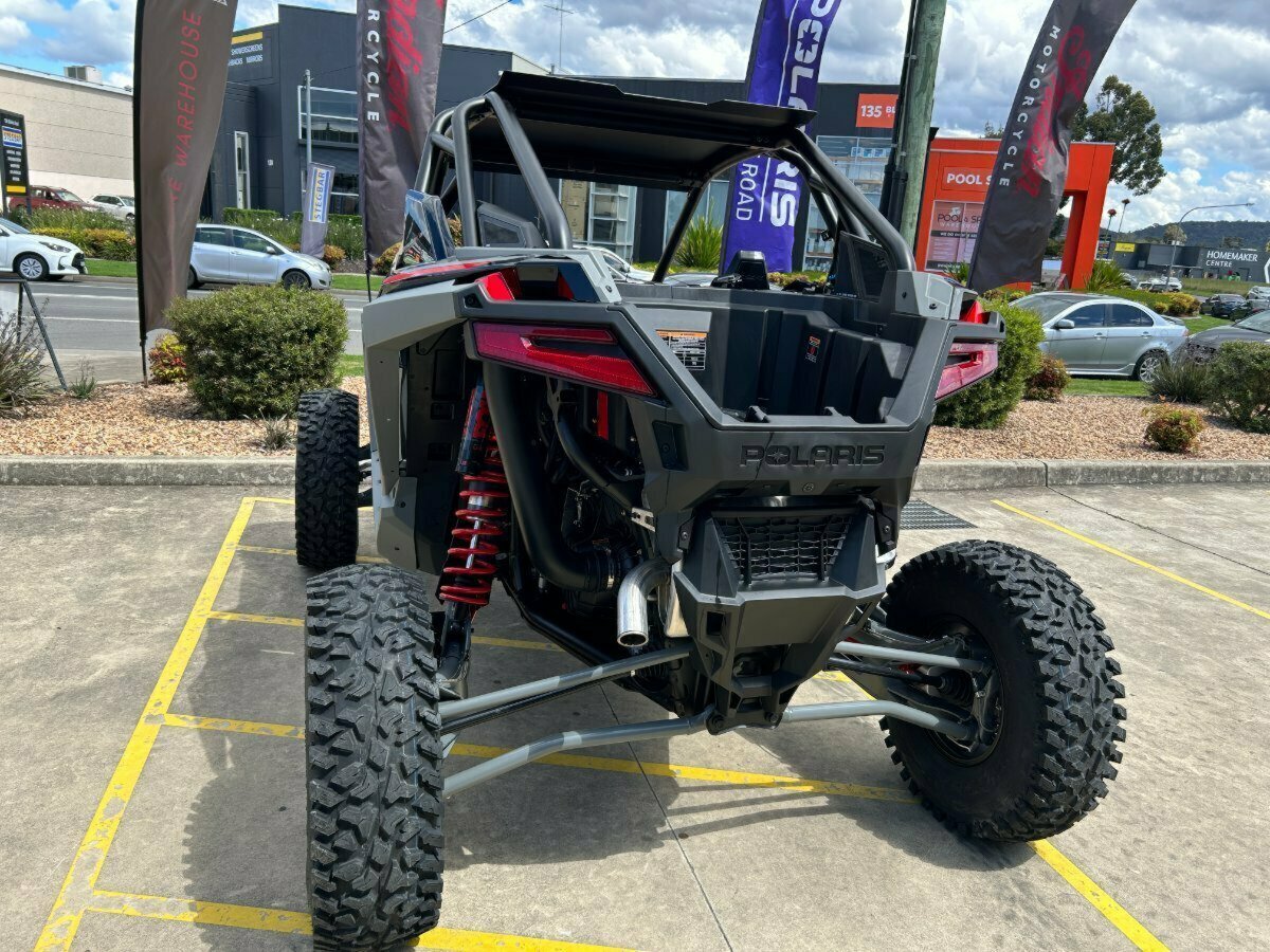 2022 POLARIS RZR TURBO R ULTIMATE ATV