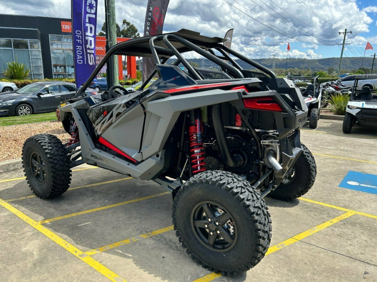 2022 POLARIS RZR TURBO R ULTIMATE ATV