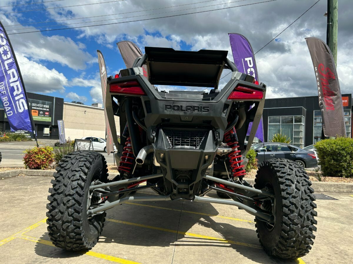 2022 POLARIS RZR TURBO R ULTIMATE ATV