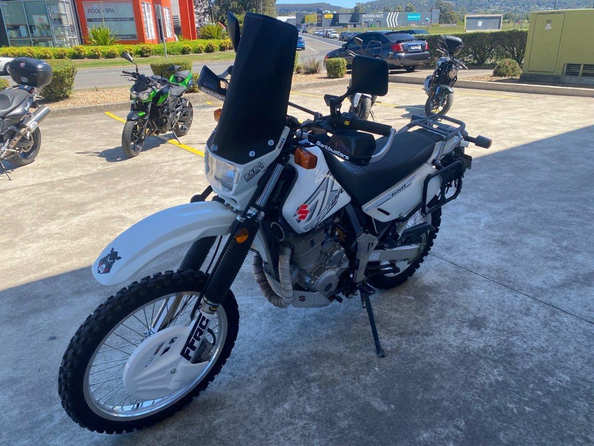 2018 SUZUKI DR650SE DUAL SPORTS