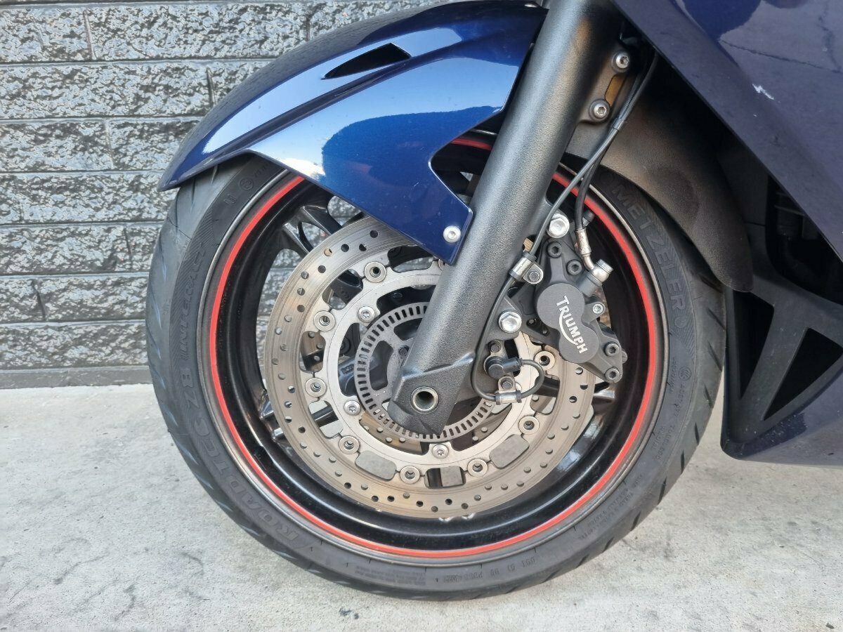 2011 TRIUMPH SPRINT GT SPORTS