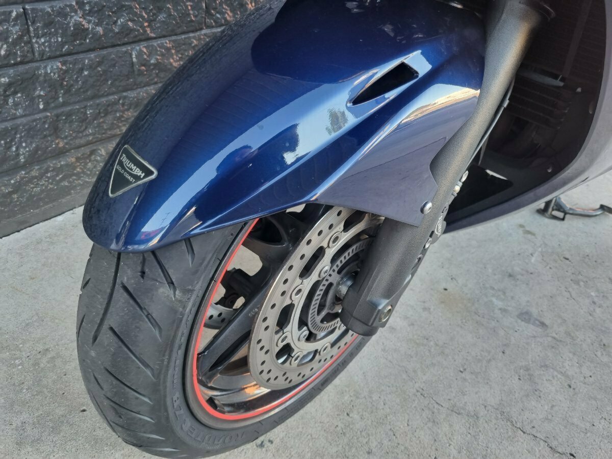 2011 TRIUMPH SPRINT GT SPORTS