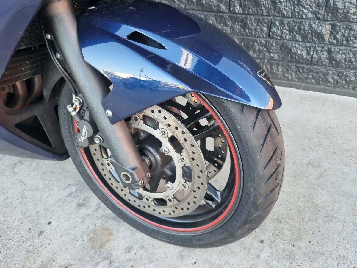 2011 TRIUMPH SPRINT GT SPORTS