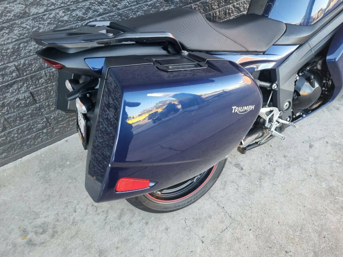 2011 TRIUMPH SPRINT GT SPORTS