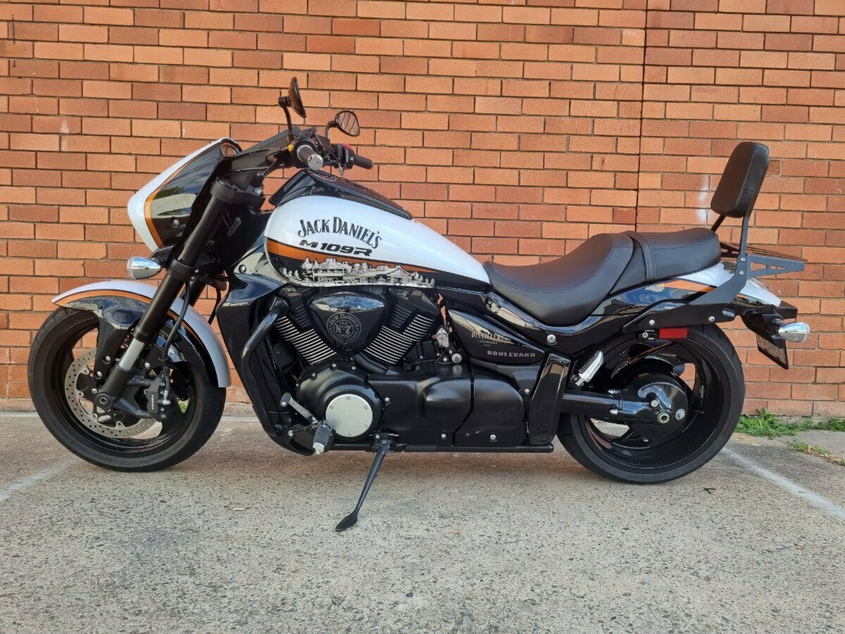 2021 SUZUKI VZR 1800 BOULEVARD (M109R) CRUISER
