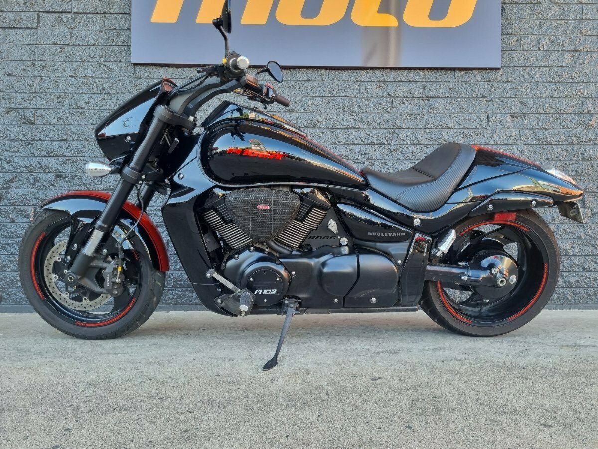 2018 SUZUKI VZR 1800 BOULEVARD (M109R) CRUISER