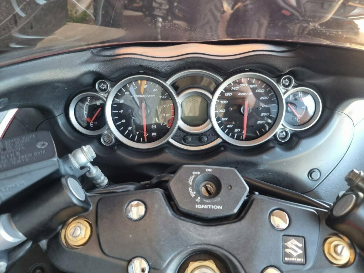2015 SUZUKI 1300CC GSX1300R HAYABUSA SPORTS
