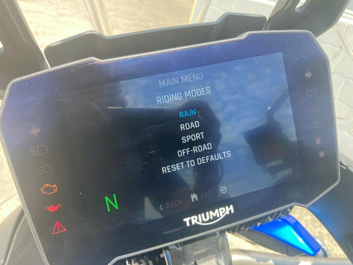 2022 TRIUMPH TIGER 900 GT LOW DUAL SPORTS