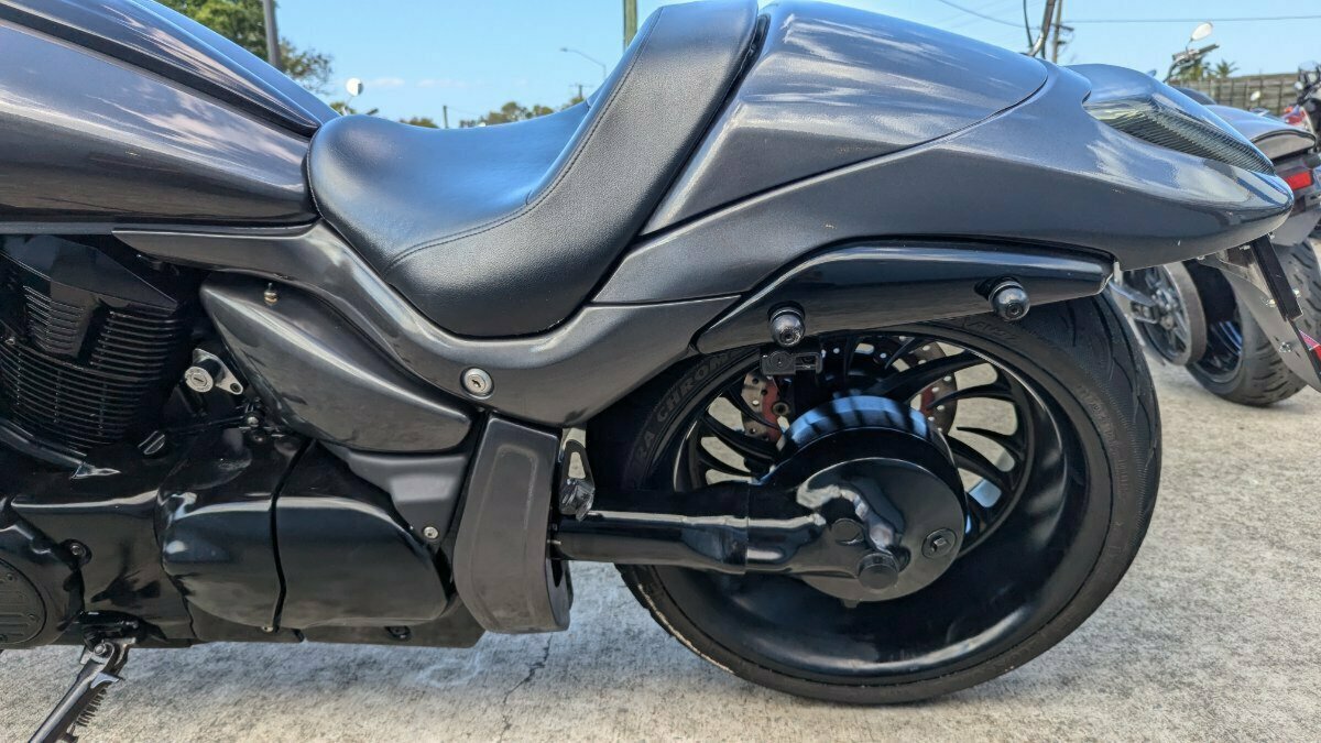 2006 SUZUKI VZR 1800 BOULEVARD (M109R) CRUISER