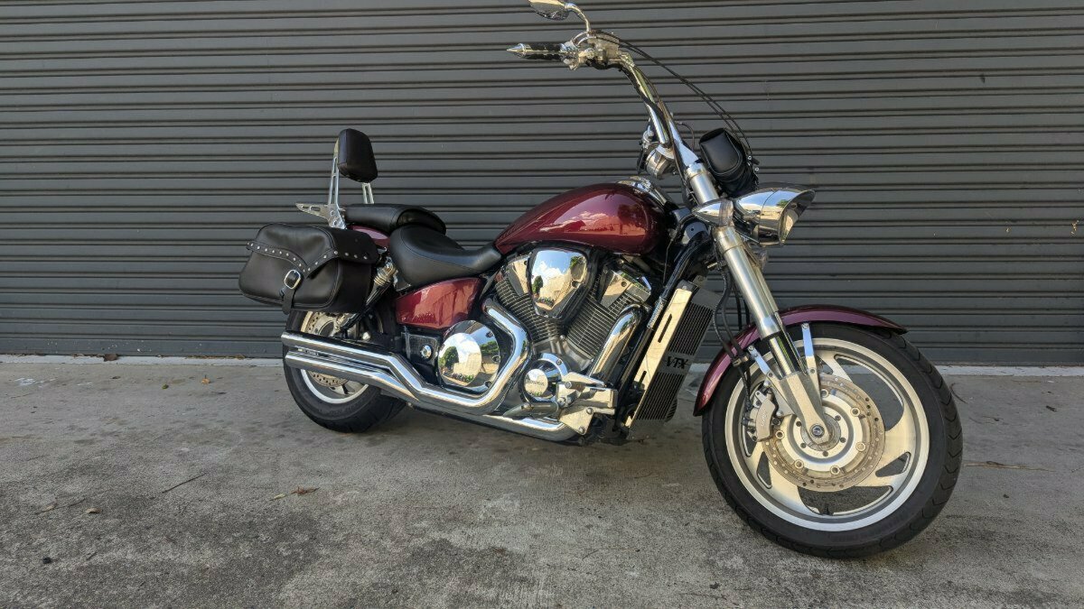 2005 HONDA VTX1800C CRUISER