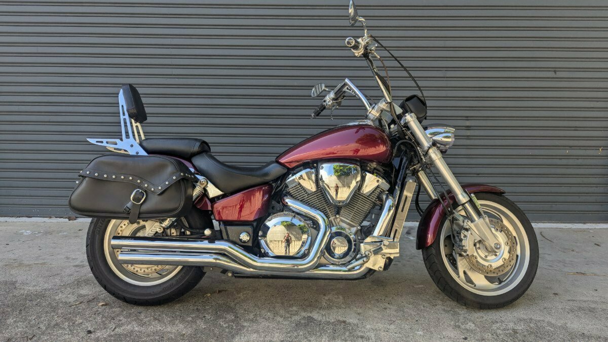 2005 HONDA VTX1800C CRUISER