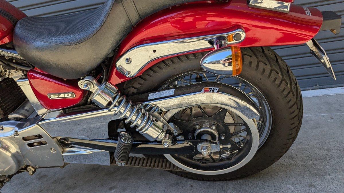 2015 SUZUKI BOULEVARD S40 (LS650) CRUISER
