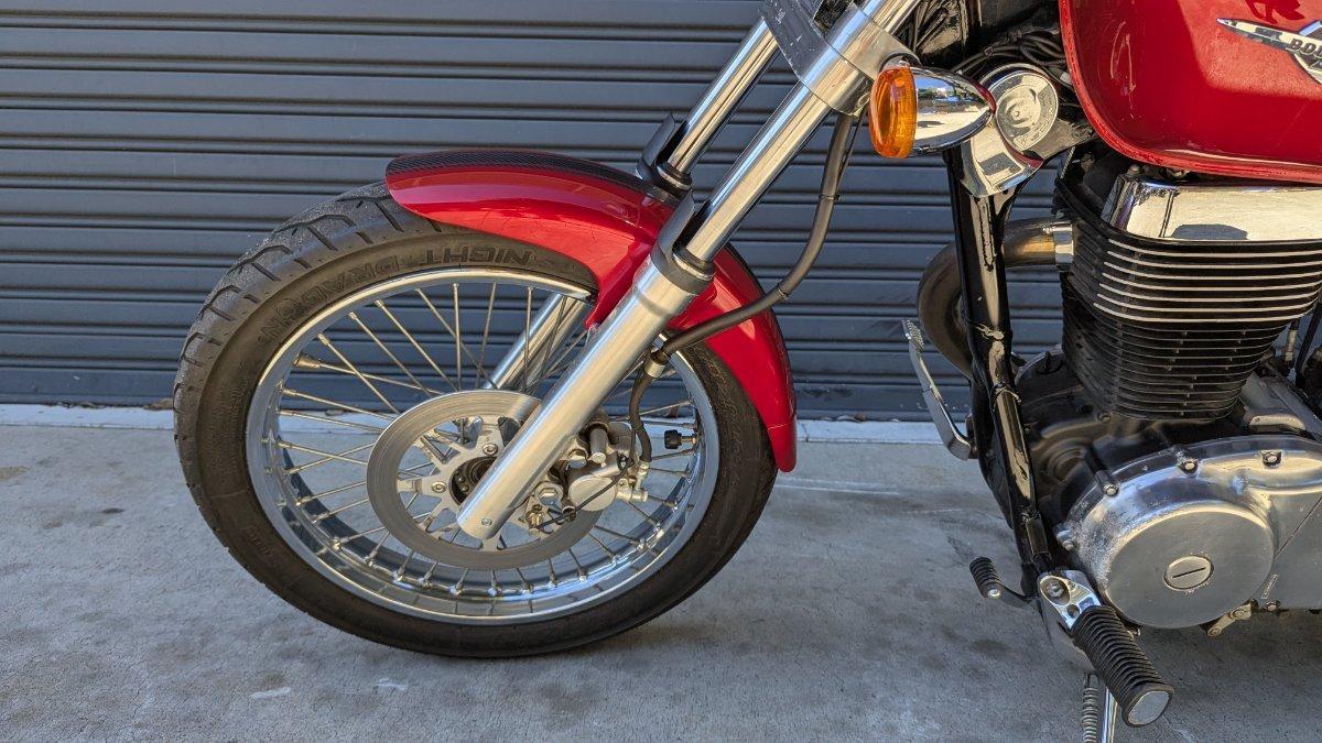 2015 SUZUKI BOULEVARD S40 (LS650) CRUISER