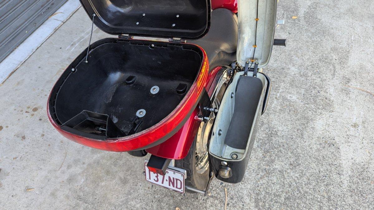 2014 SUZUKI BOULEVARD S40 (LS650) MY15 CRUISER
