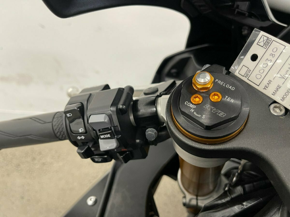 2018 YAMAHA YZF-R1 SPORTS