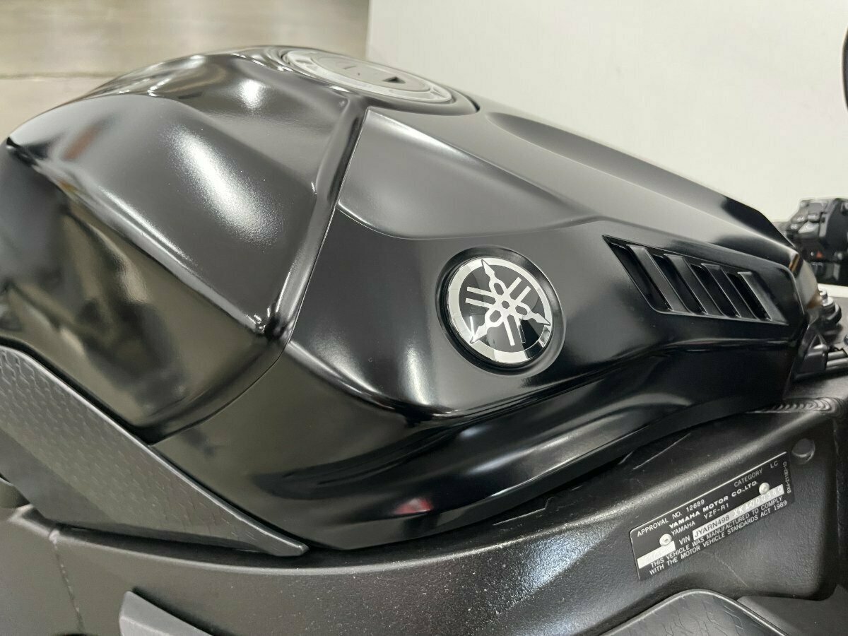 2018 YAMAHA YZF-R1 SPORTS