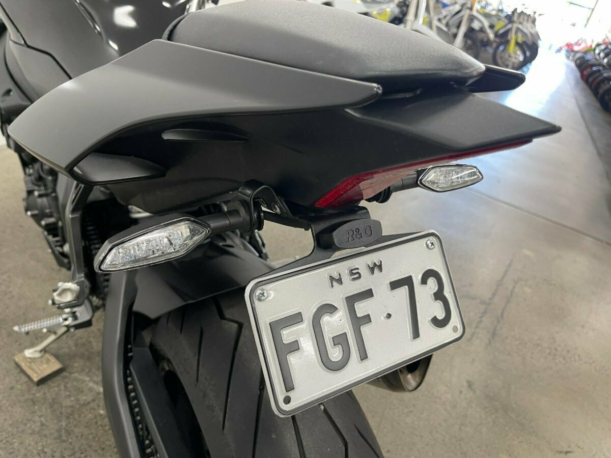 2018 YAMAHA YZF-R1 SPORTS