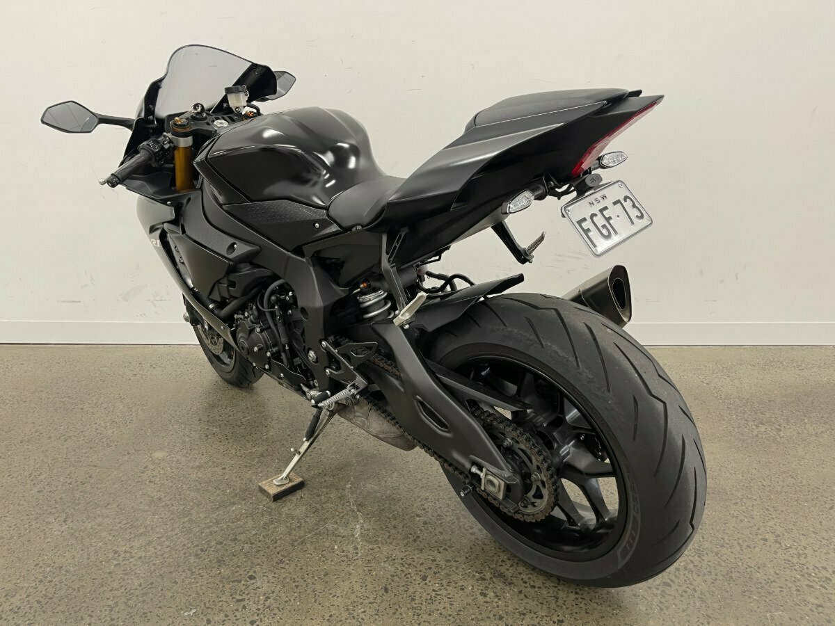 2018 YAMAHA YZF-R1 SPORTS