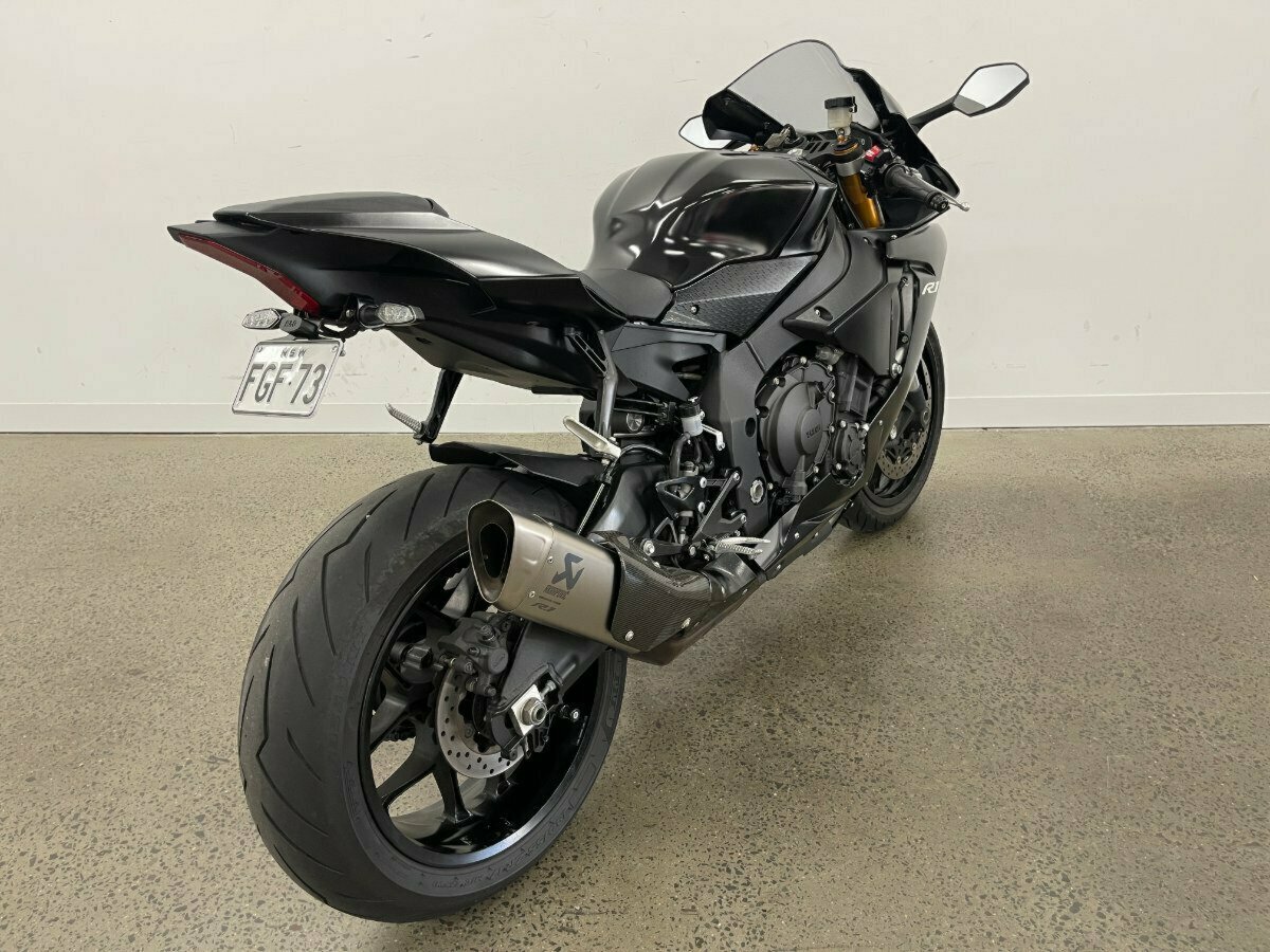 2018 YAMAHA YZF-R1 SPORTS