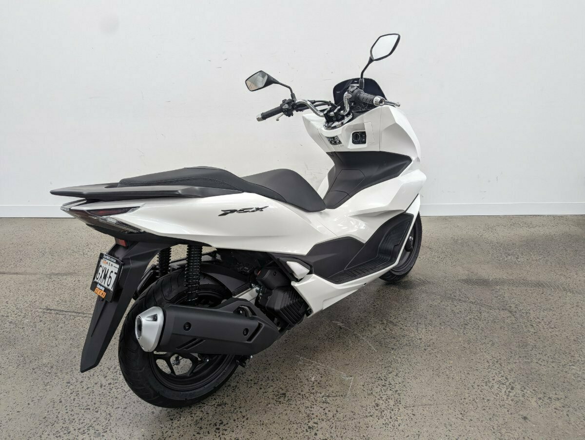 2023 HONDA 125CC PCX125 SCOOTER