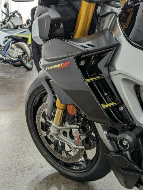 2022 APRILIA TUONO V4 SPORTS