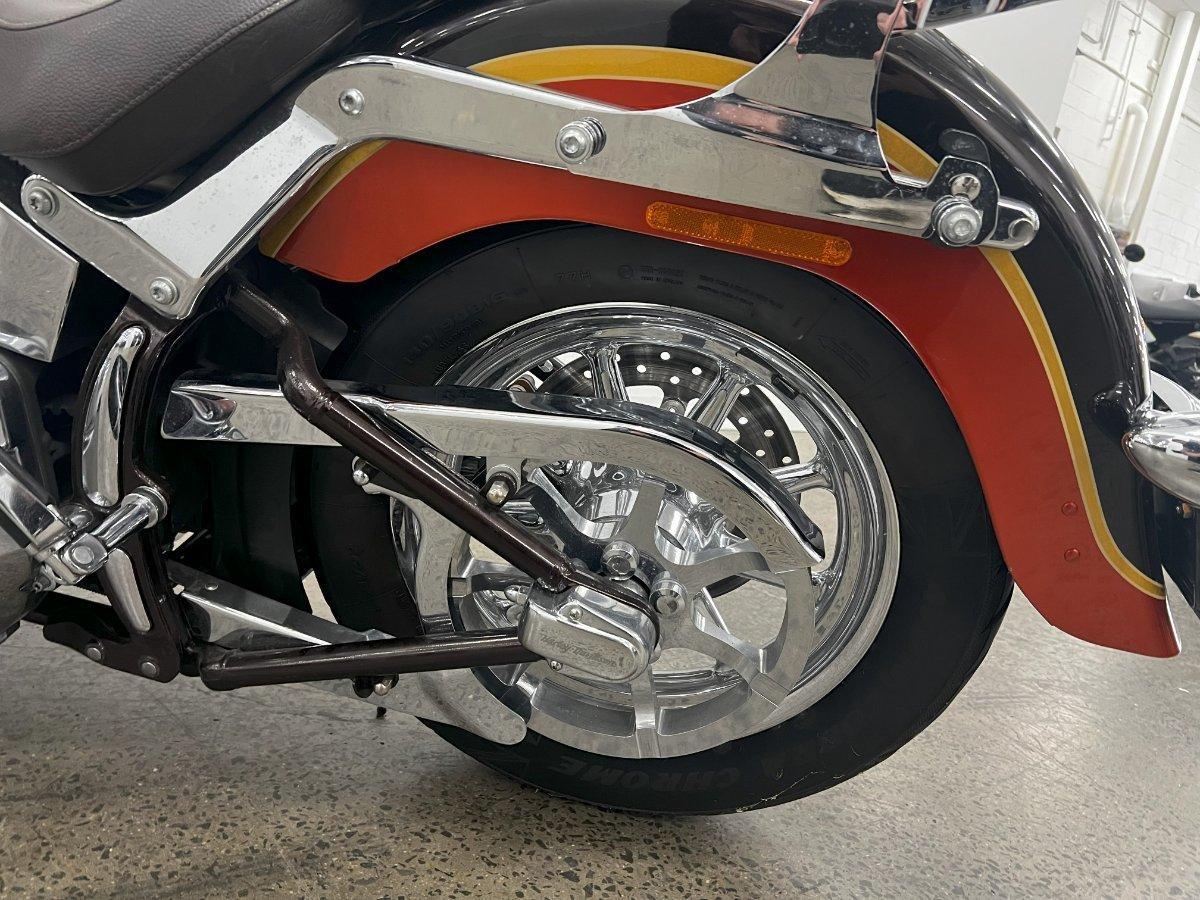 2014 HARLEY-DAVIDSON CVO SOFTAIL DELUXE (FLSTNSE) MY15 CRUISER