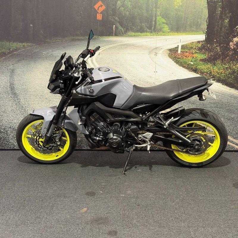 2017 YAMAHA MT-09A DUAL SPORTS