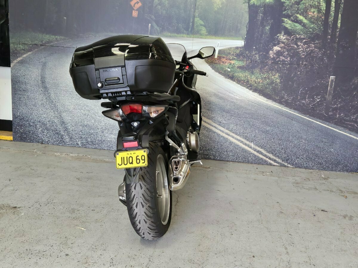 2016 HONDA VFR1200F (ABS)