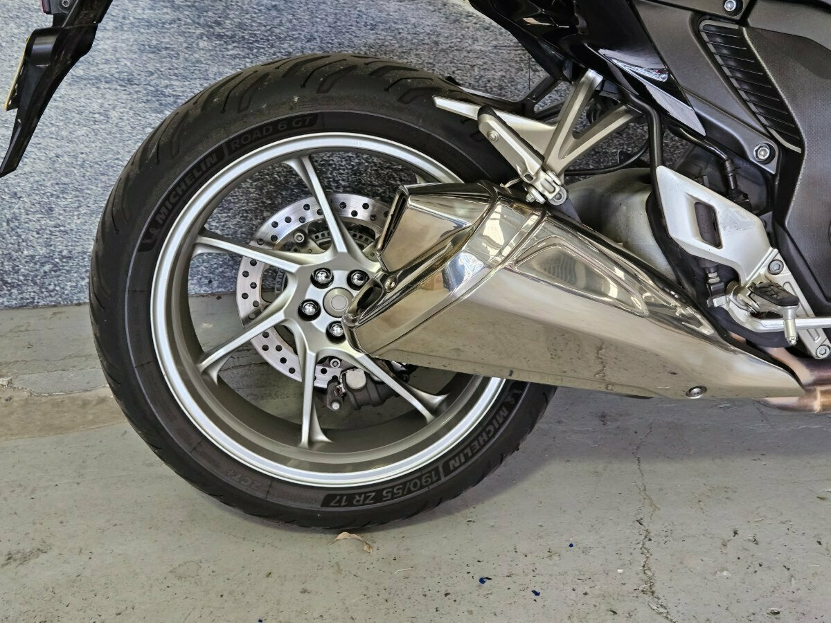 2016 HONDA VFR1200F (ABS)