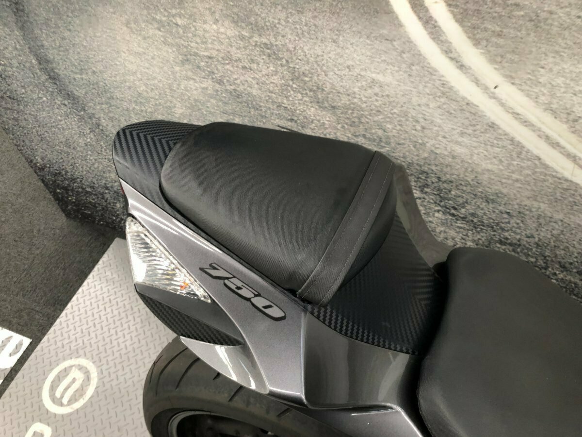 2013 SUZUKI GSX-R750 SPORTS
