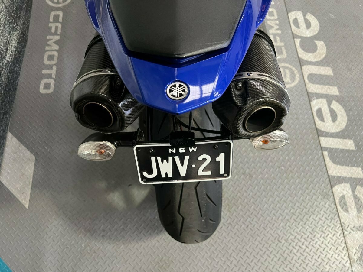2013 YAMAHA YZF-R1 SPORTS