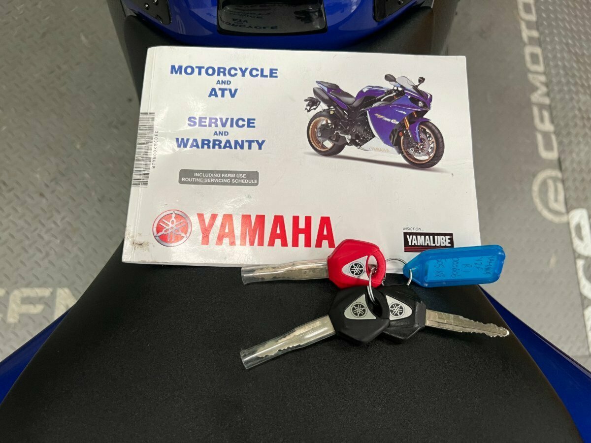 2013 YAMAHA YZF-R1 SPORTS