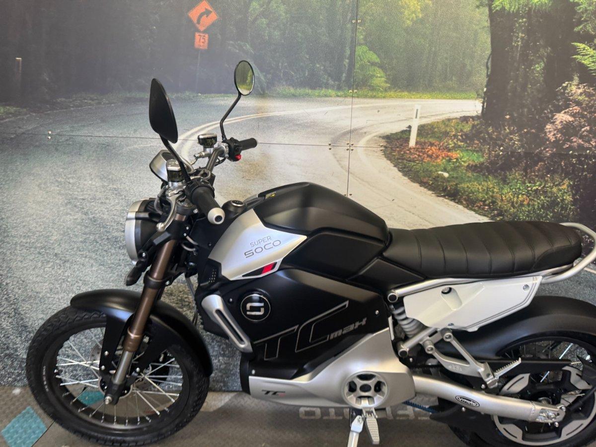 2022 SUPER SOCO TC MAX SPOKE WHEEL ROAD