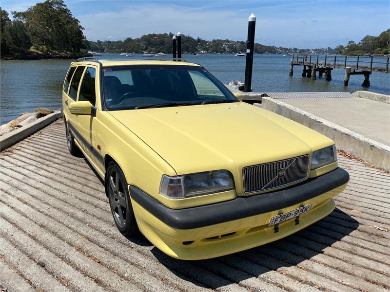1995 VOLVO 850R T5 MANUAL WAGON