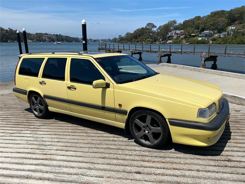 1995 VOLVO 850R T5 MANUAL WAGON
