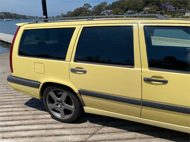 1995 VOLVO 850R T5 MANUAL WAGON