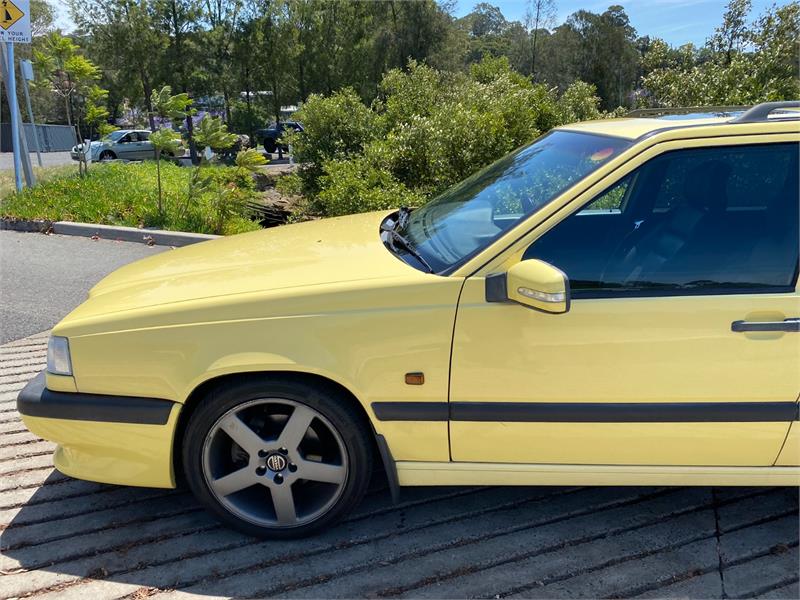 1995 VOLVO 850R T5 MANUAL WAGON