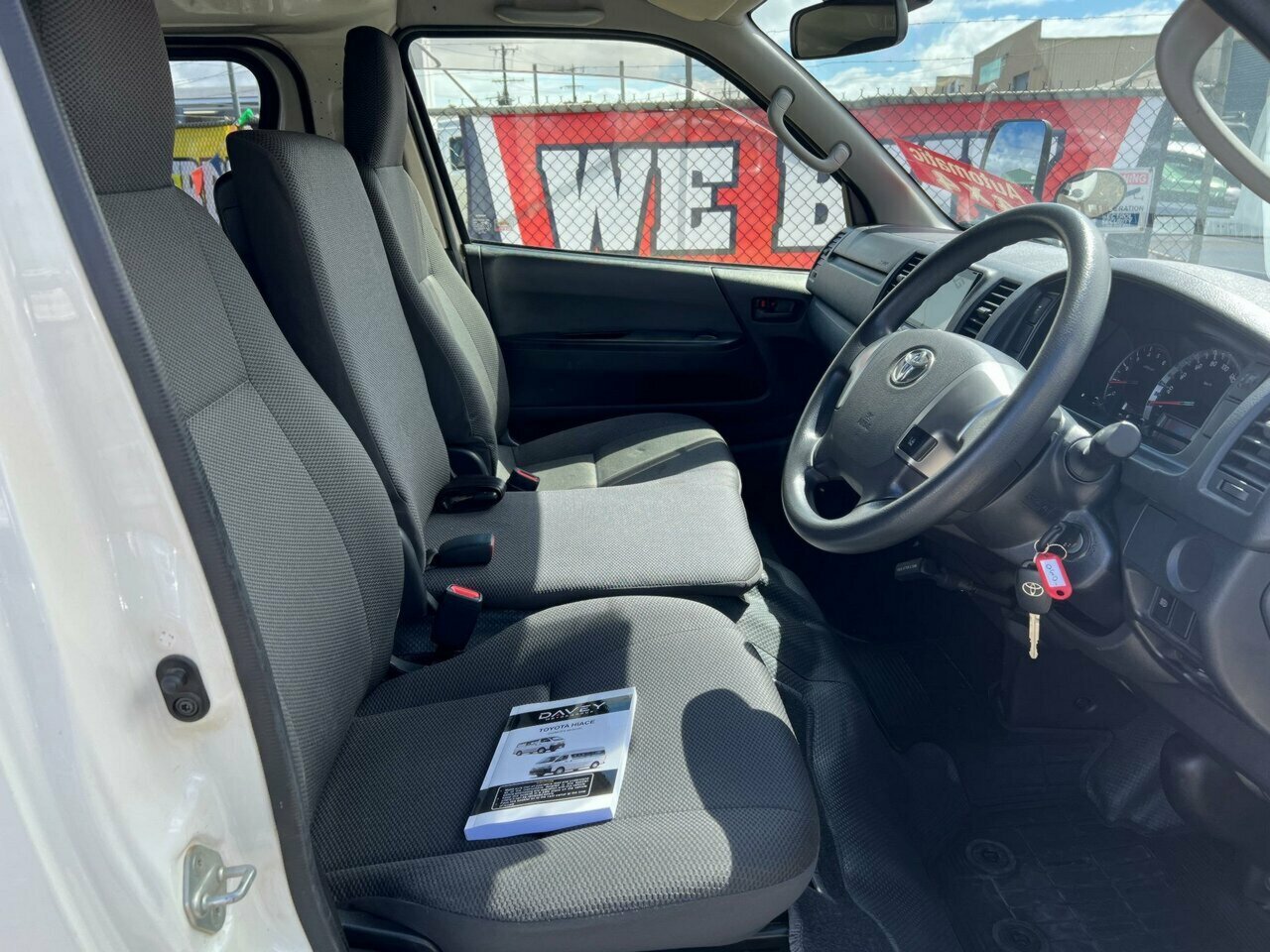 2018 TOYOTA HIACE LWB 4WD AUTOMATIC 5D VAN